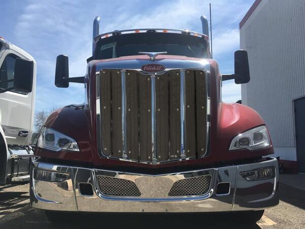 A close up of the front end of a truck
